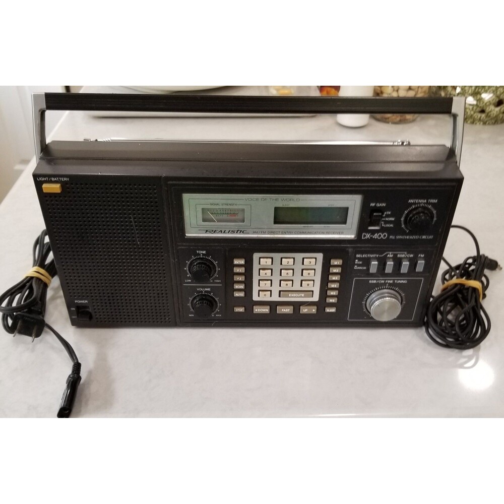 Realistic DX‑400 Shortwave Radio w/ Power Cord & Antenna Tested
